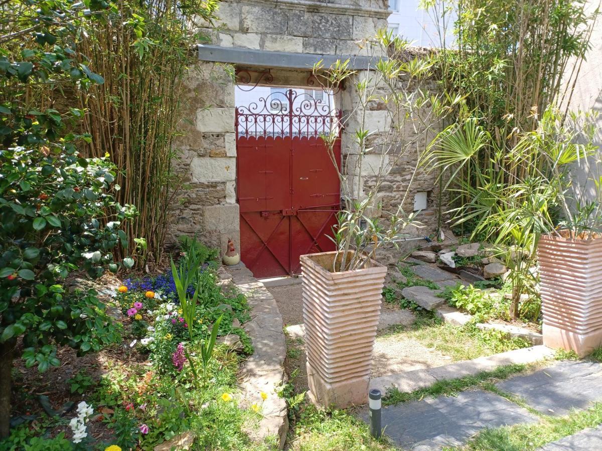 Logement Entier - Le Pigeonnier De La Plume Nantes Exterior photo